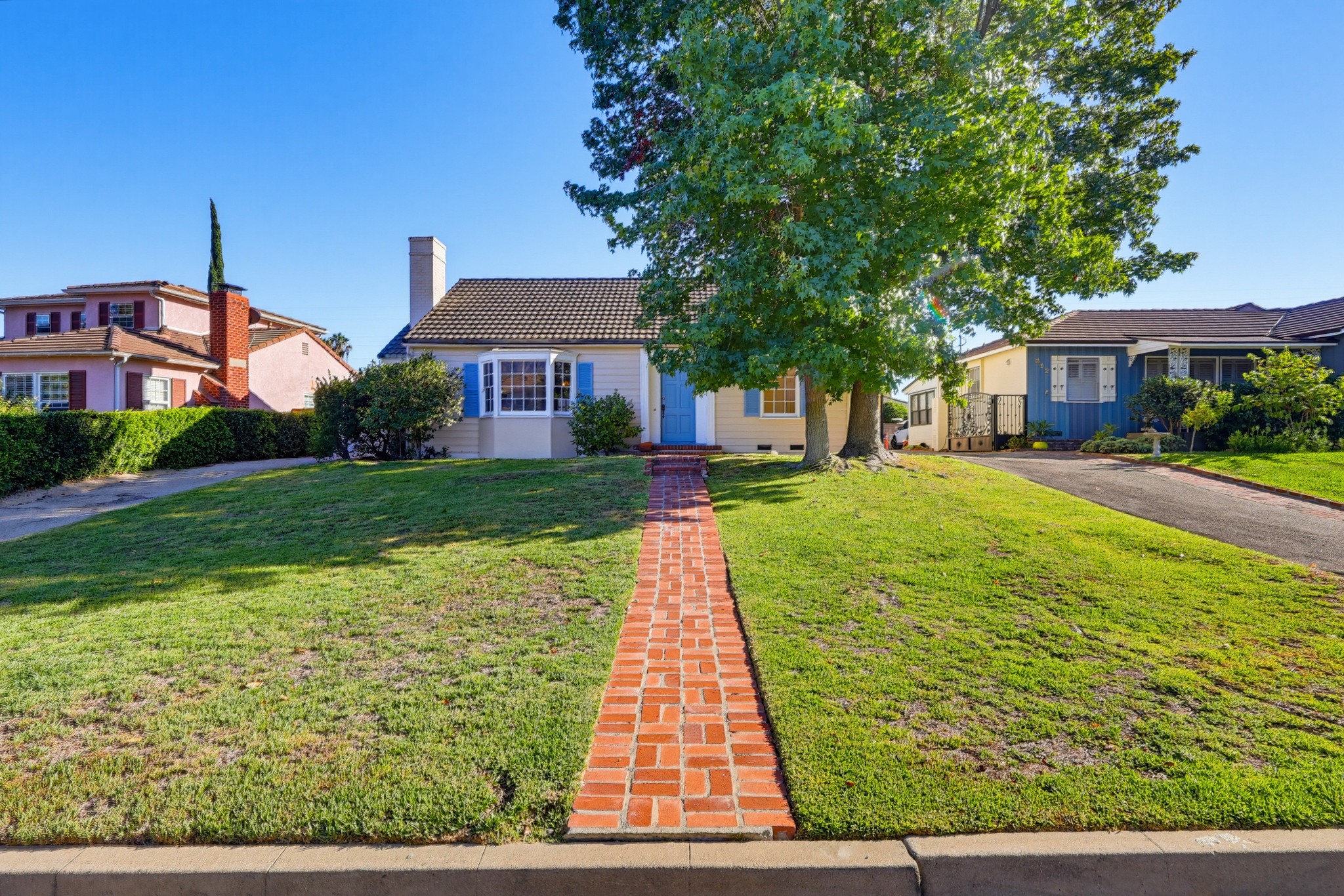 Virtual tour photo 1 of 79 for 846 Victoria Dr