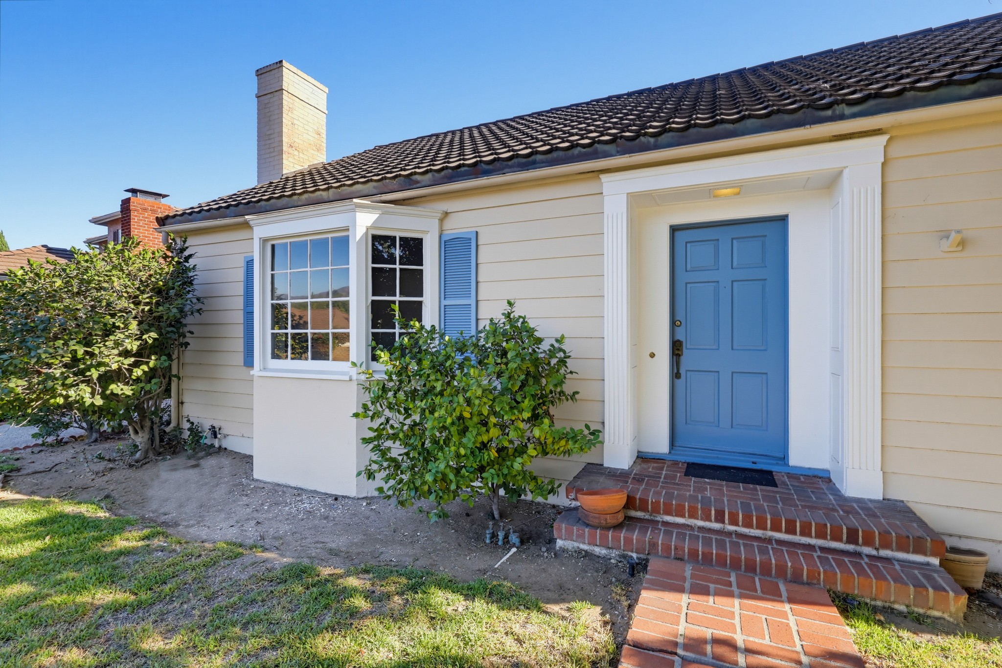 Virtual tour photo 7 of 79 for 846 Victoria Dr