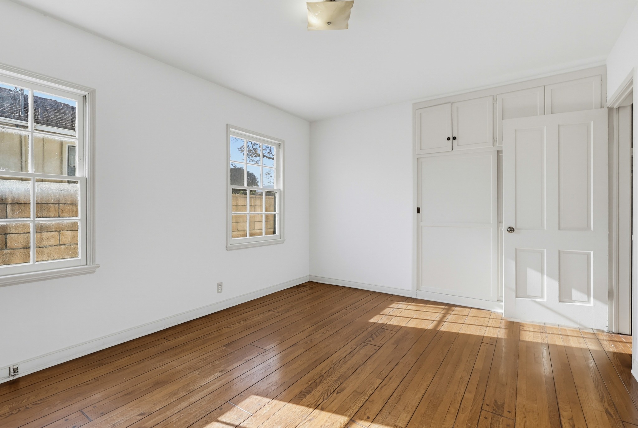 Virtual tour photo 36 of 79 for 846 Victoria Dr