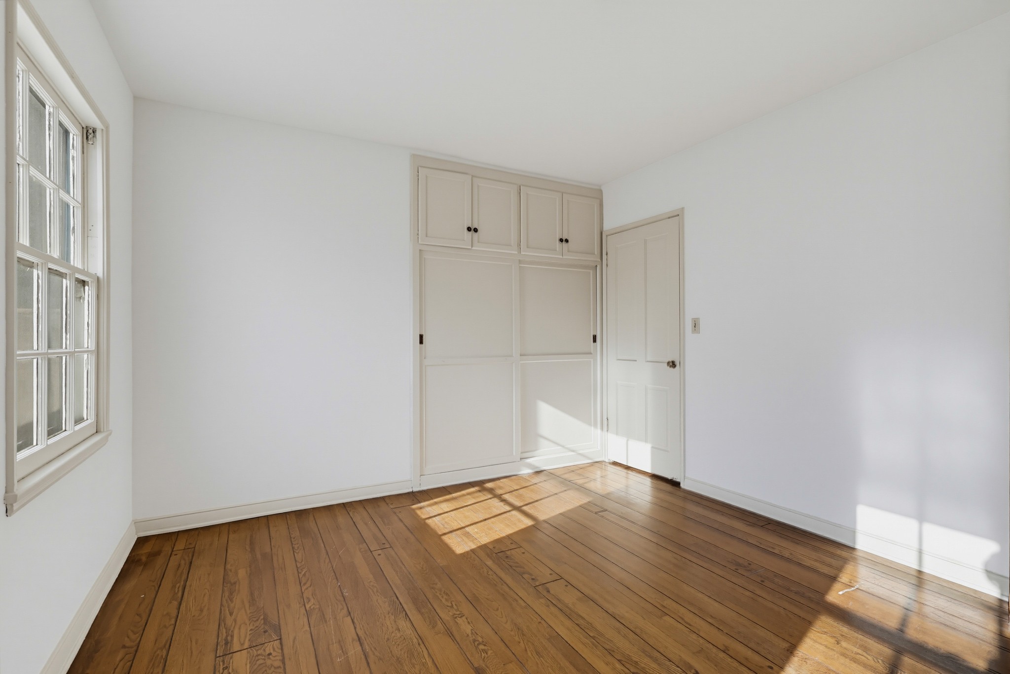 Virtual tour photo 38 of 79 for 846 Victoria Dr