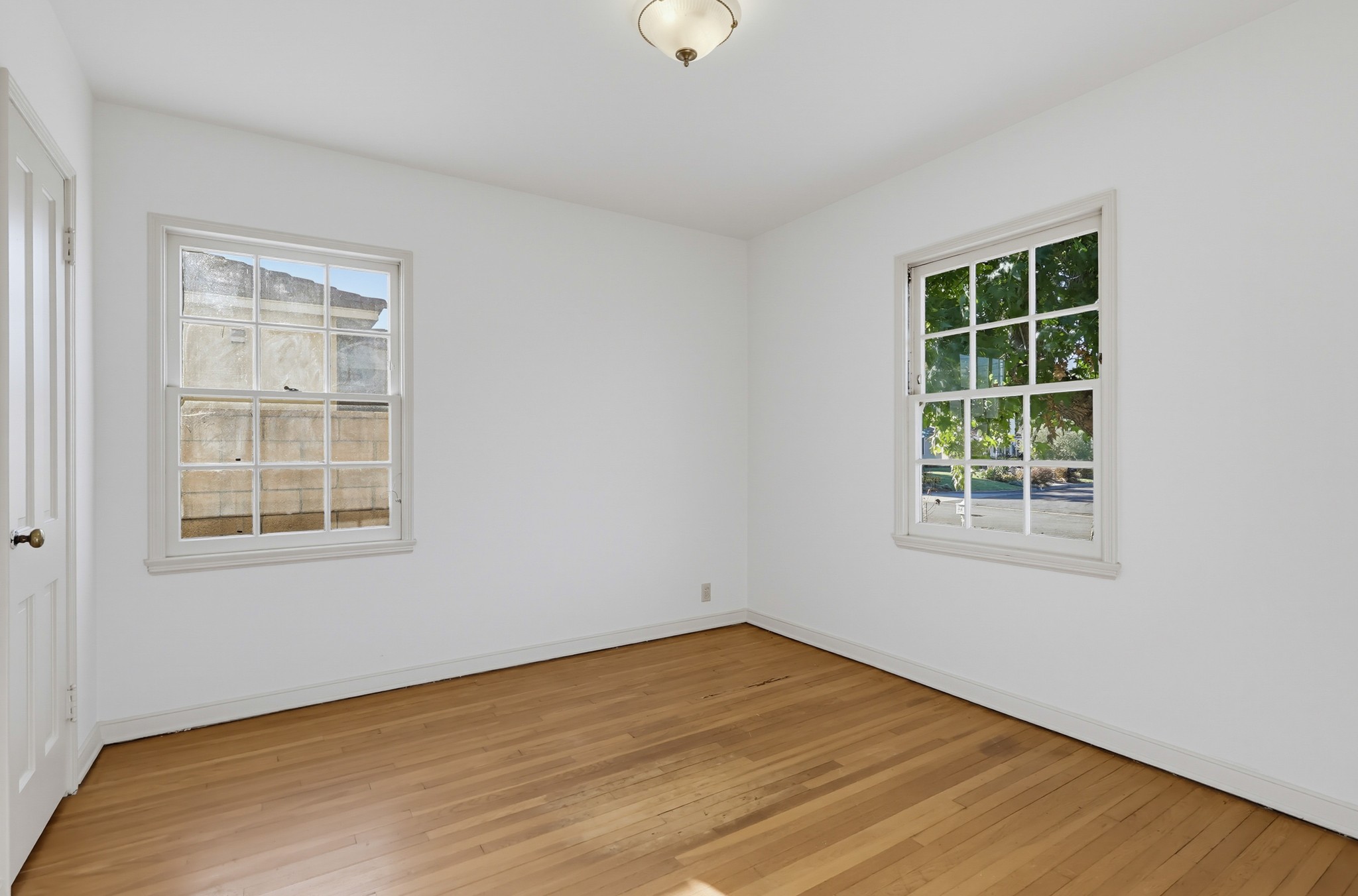 Virtual tour photo 41 of 79 for 846 Victoria Dr