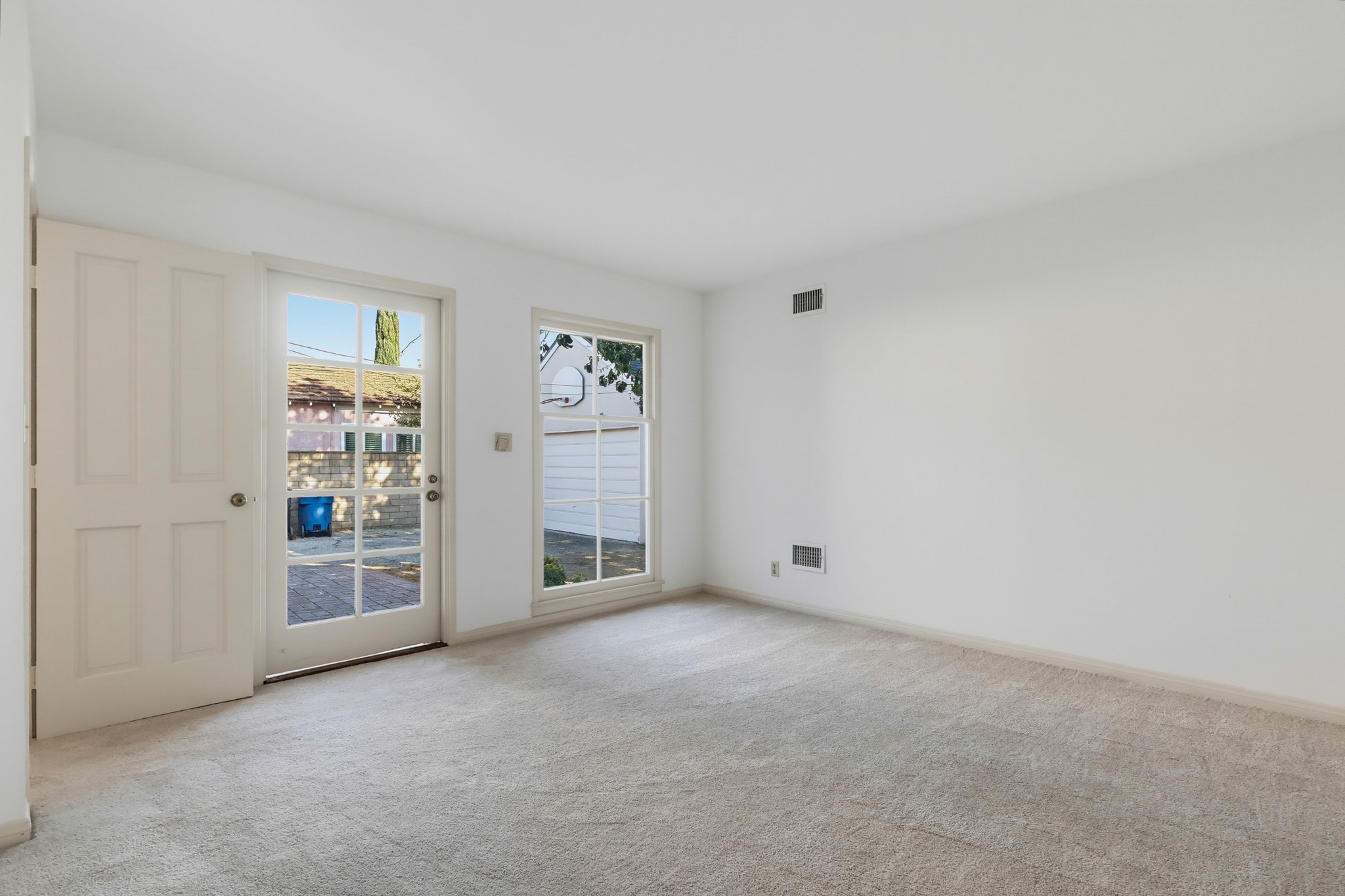 Virtual tour photo 57 of 79 for 846 Victoria Dr