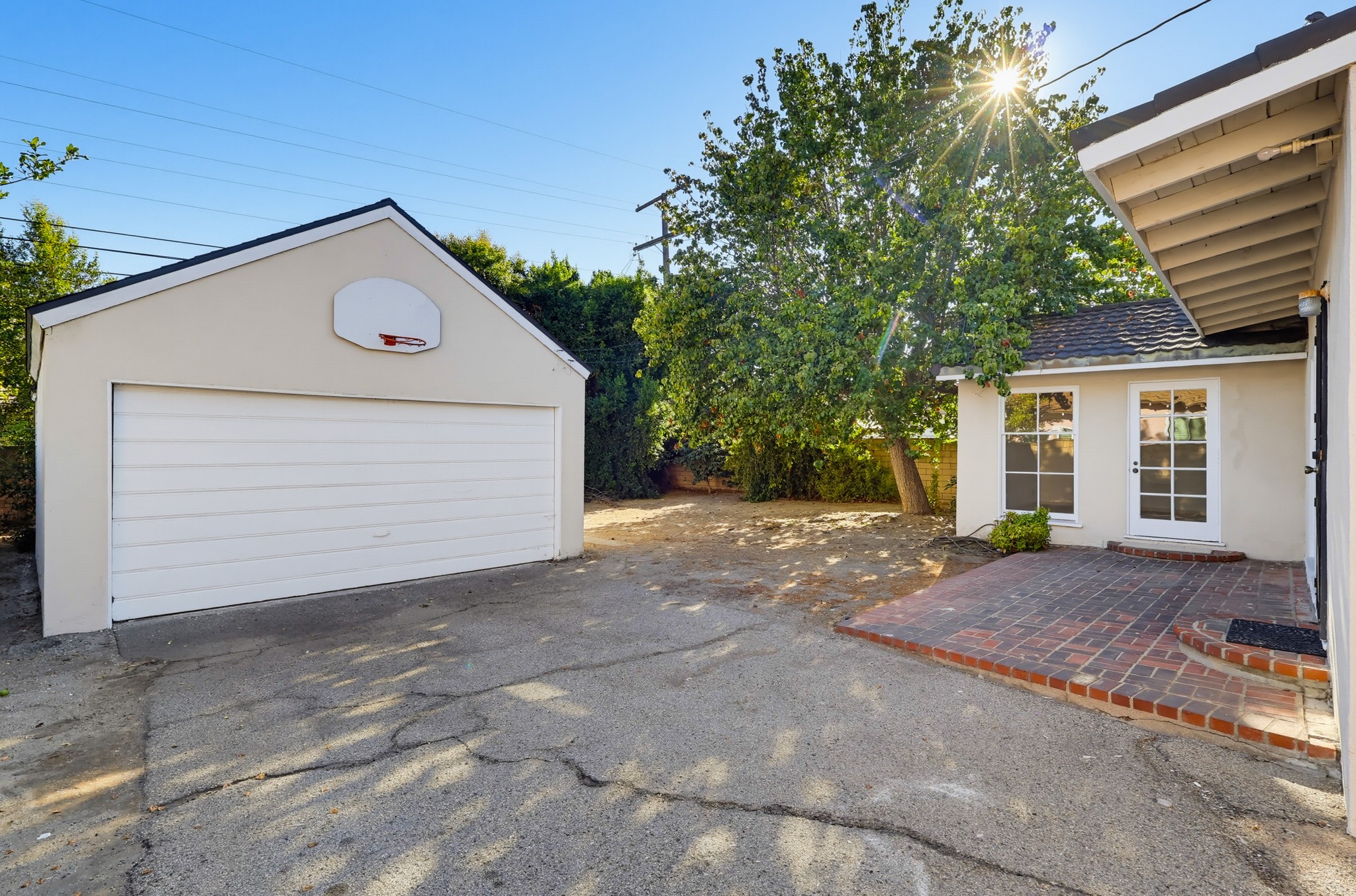 Virtual tour photo 63 of 79 for 846 Victoria Dr