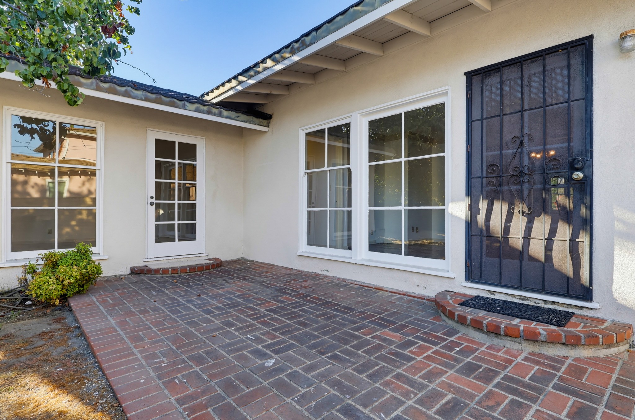 Virtual tour photo 64 of 79 for 846 Victoria Dr