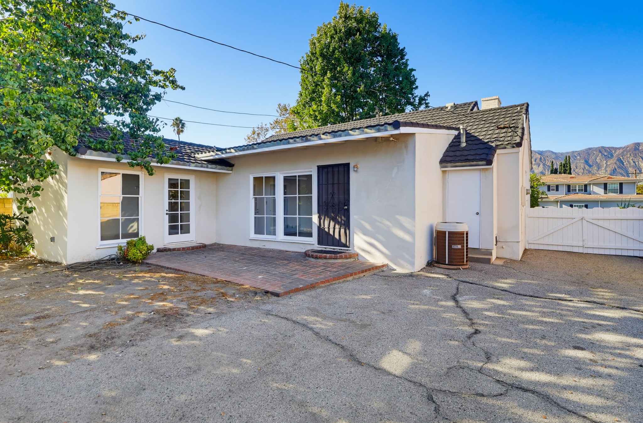 Virtual tour photo 66 of 79 for 846 Victoria Dr