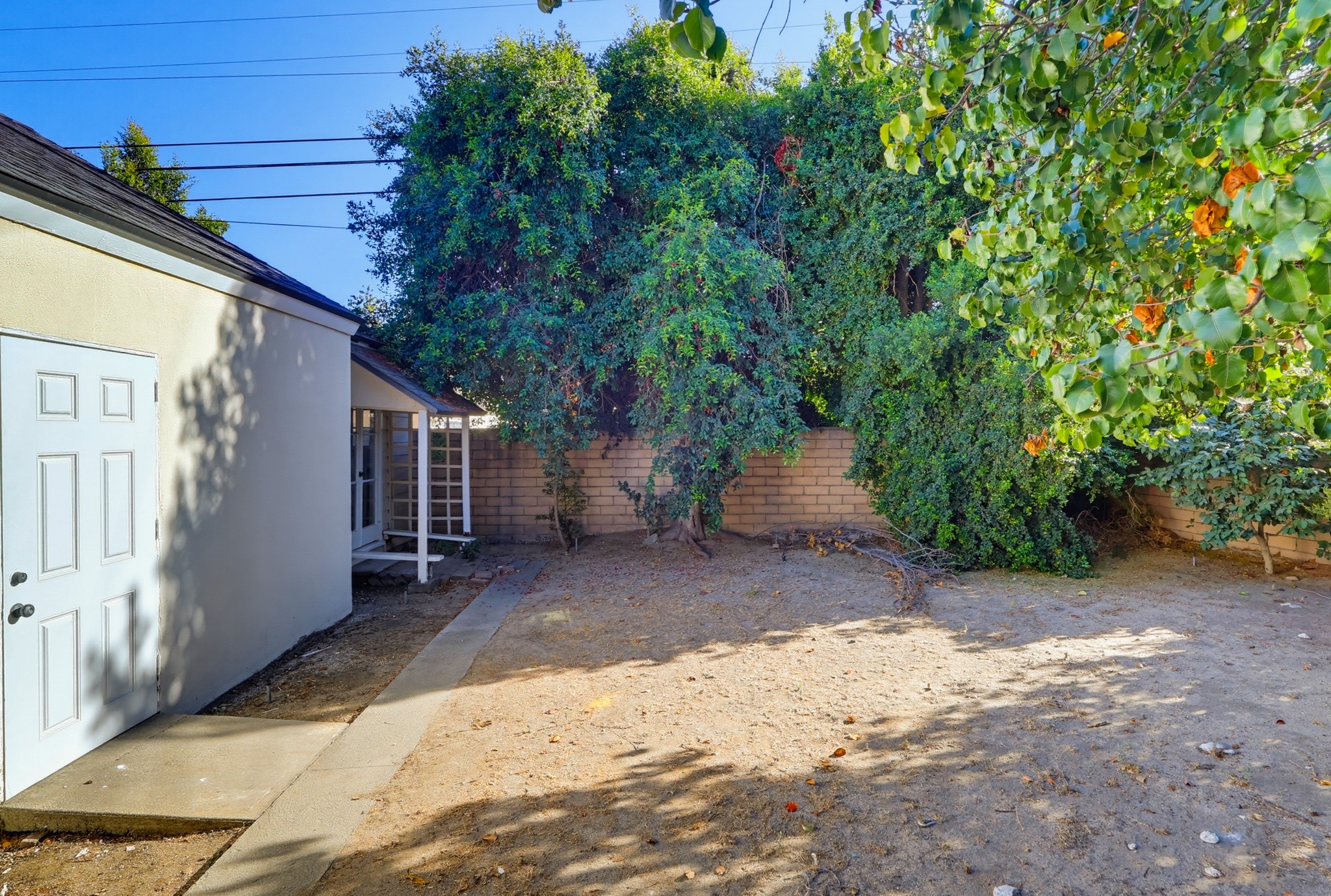 Virtual tour photo 70 of 79 for 846 Victoria Dr