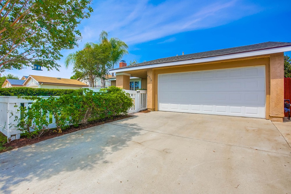 Virtual tour photo 5 of 44 for 8460 Travis Ct