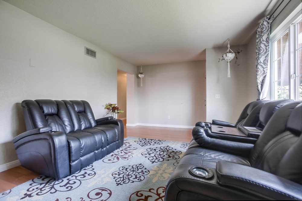Virtual tour photo 14 of 44 for 8460 Travis Ct