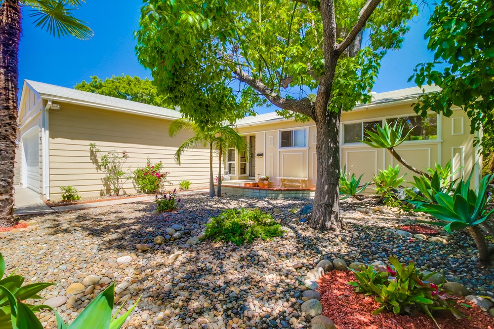 Virtual tour photo 4 of 58 for 8467 Harwell Dr
