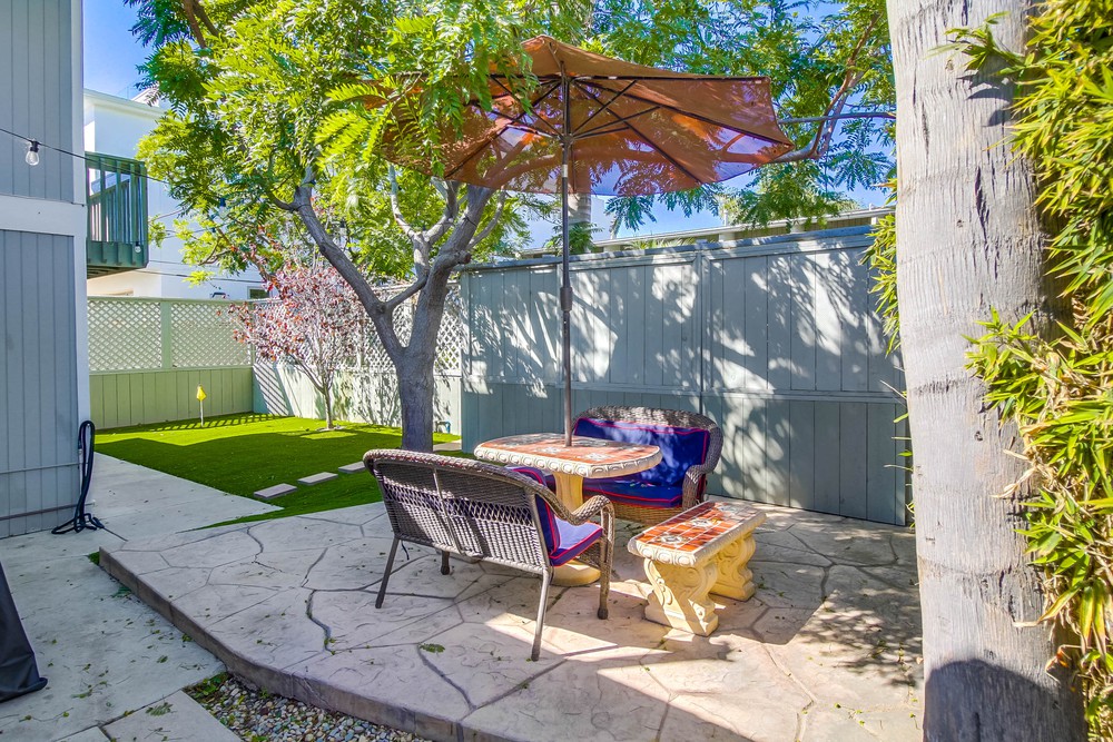 Virtual tour photo 1 of 18 for 847 Opal St