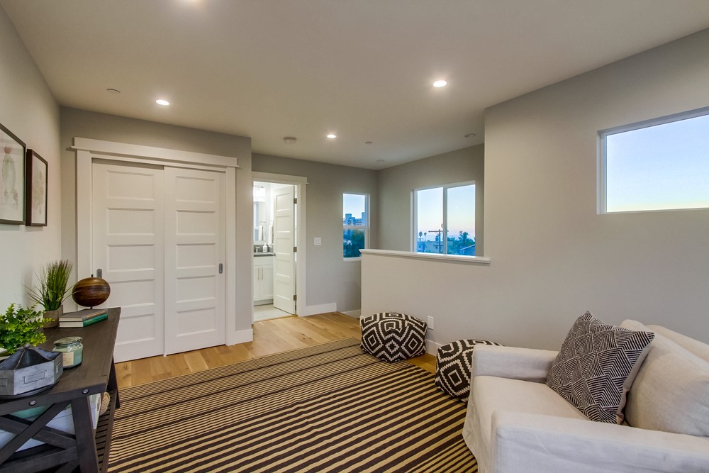 Virtual tour photo 29 of 64 for 847 Wilbur Ave