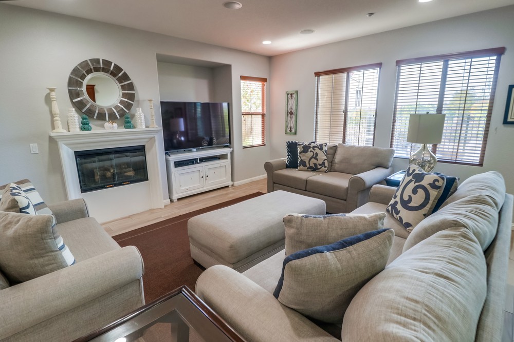 Virtual tour photo 8 of 70 for 8472 Christopher Ridge Ter