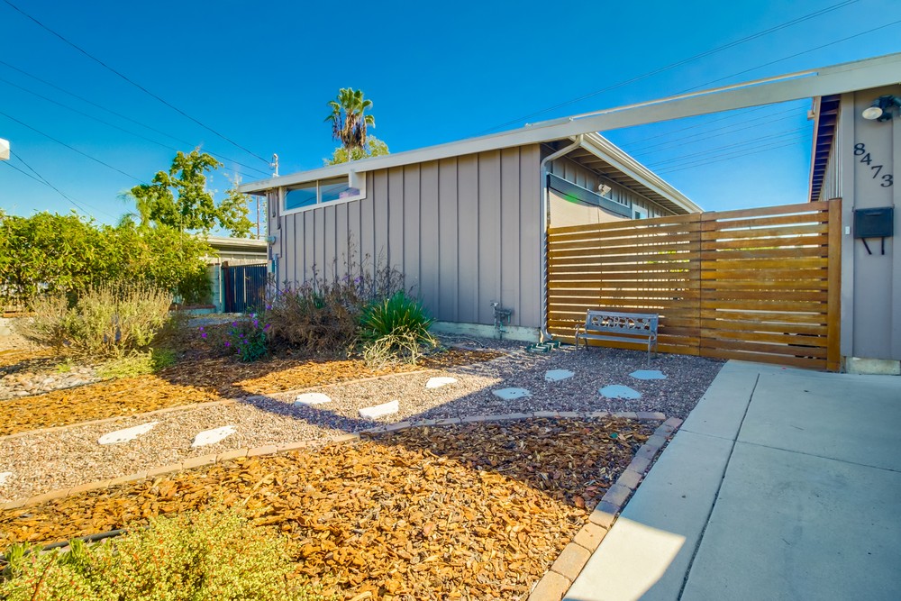 Virtual tour photo 4 of 43 for 8473 Blue Lake Dr