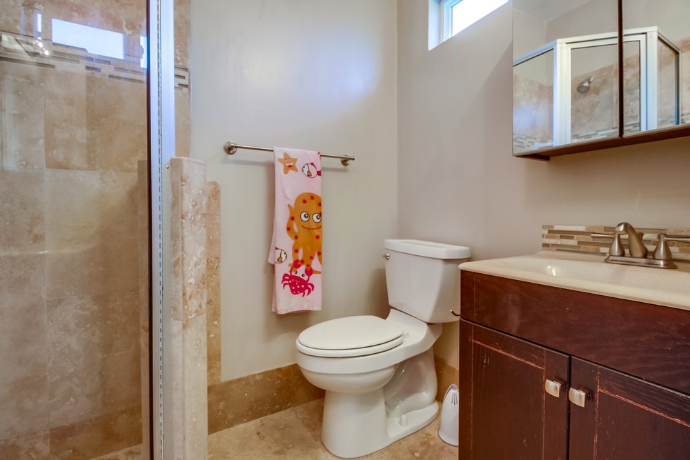 Virtual tour photo 23 of 43 for 8473 Blue Lake Dr