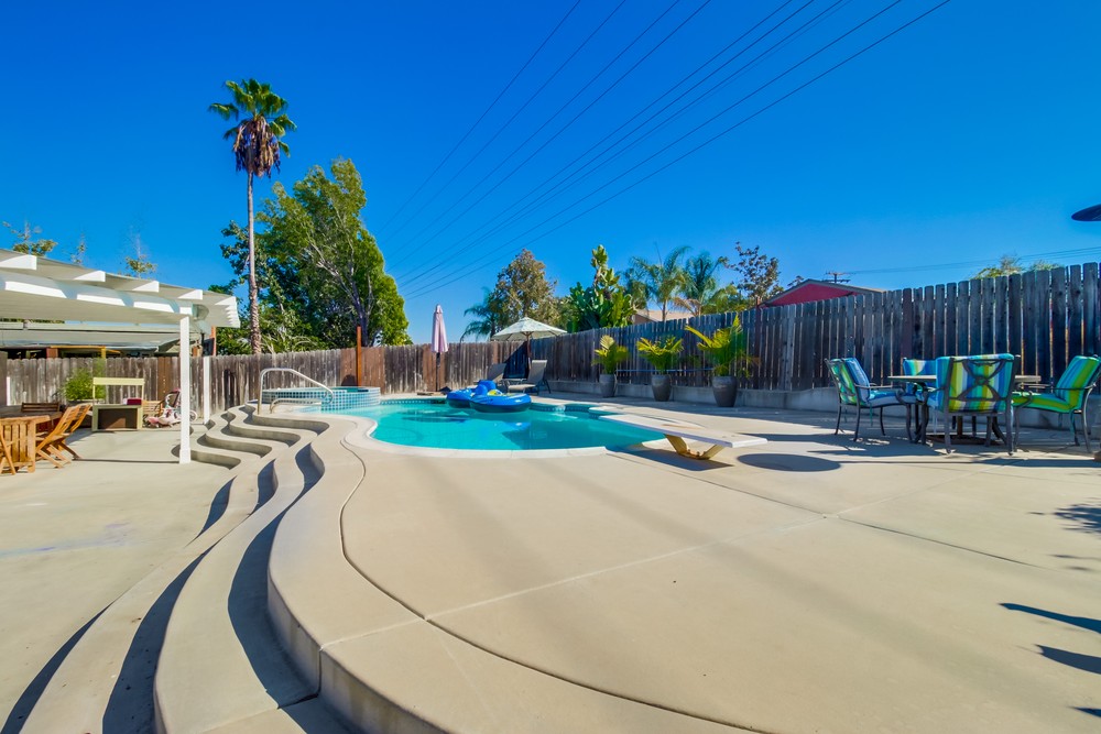 Virtual tour photo 37 of 43 for 8473 Blue Lake Dr