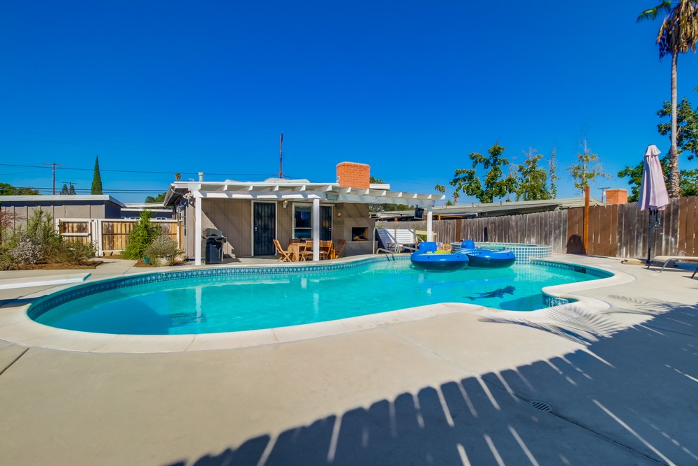 Virtual tour photo 41 of 43 for 8473 Blue Lake Dr