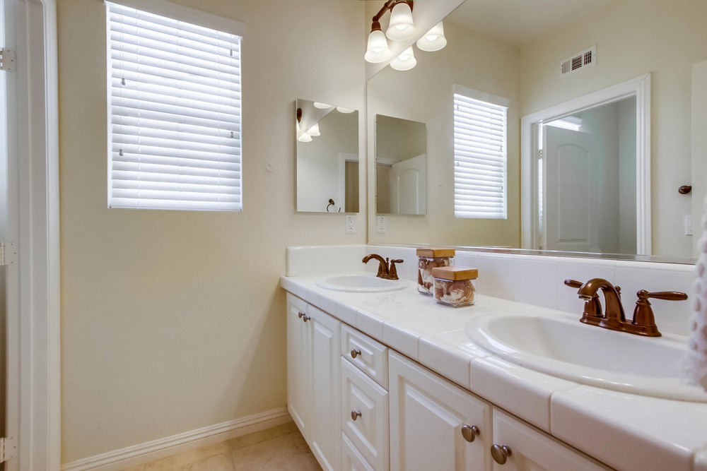Virtual tour photo 37 of 49 for 8480 Blackburn Ln