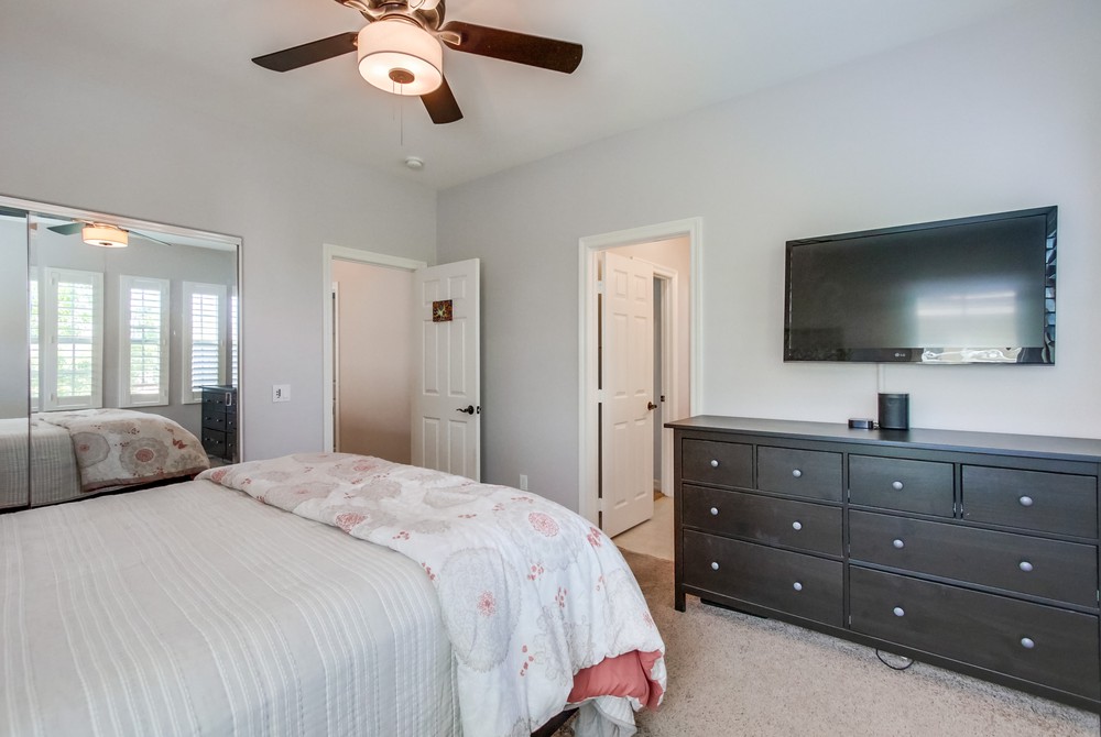 Virtual tour photo 32 of 43 for 8480 Spreckels Ln