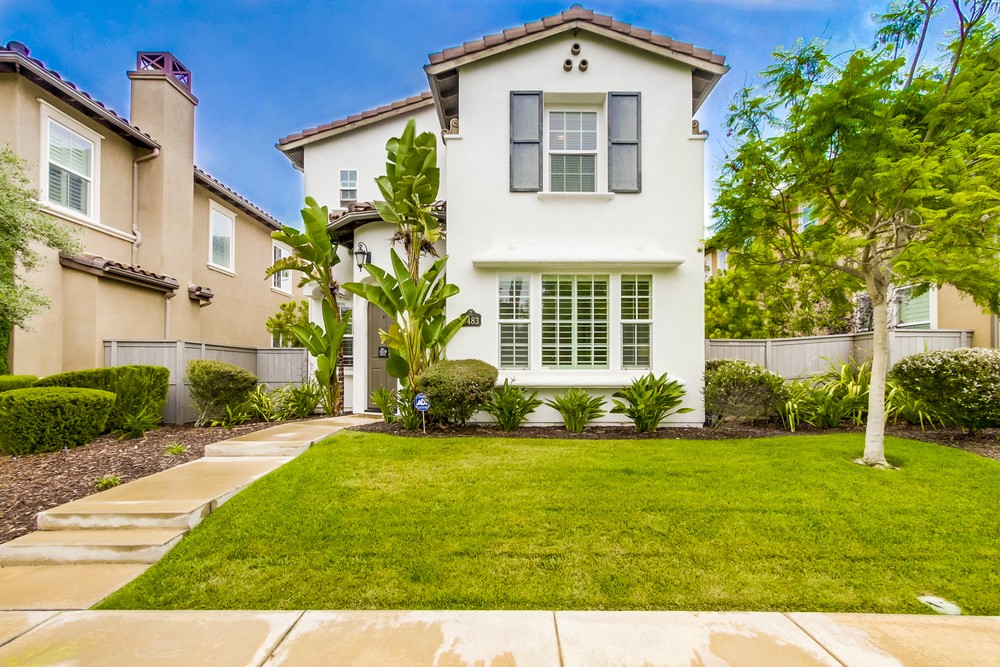 Virtual tour photo 1 of 33 for 8483 Kern Crescent