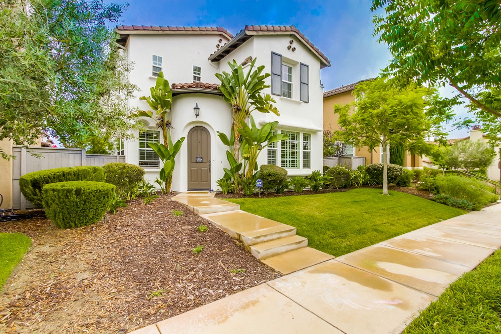 Virtual tour photo 3 of 33 for 8483 Kern Crescent
