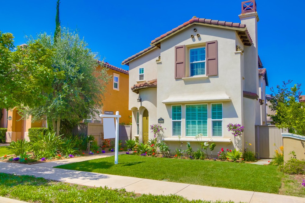 Virtual tour photo 3 of 19 for 8488 Kern Crescent