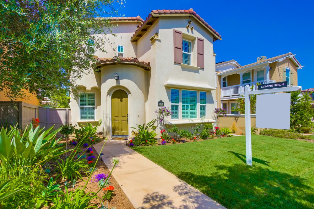 Virtual tour photo 4 of 19 for 8488 Kern Crescent