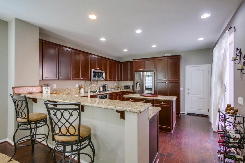 Virtual tour photo 9 of 19 for 8488 Kern Crescent