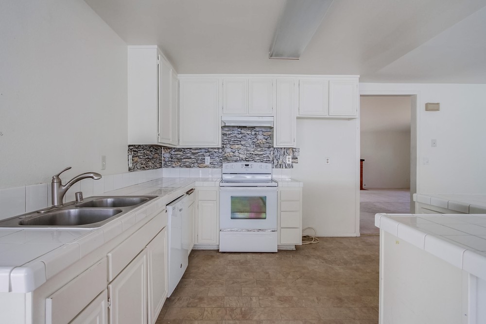 Virtual tour photo 22 of 53 for 8490 Hydra Ln