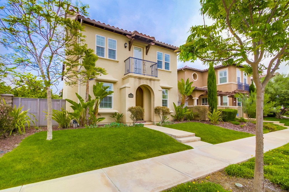 Virtual tour photo 3 of 47 for 8493 Kern Crescent