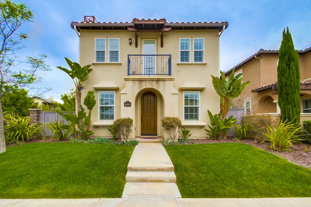 Virtual tour photo 5 of 47 for 8493 Kern Crescent