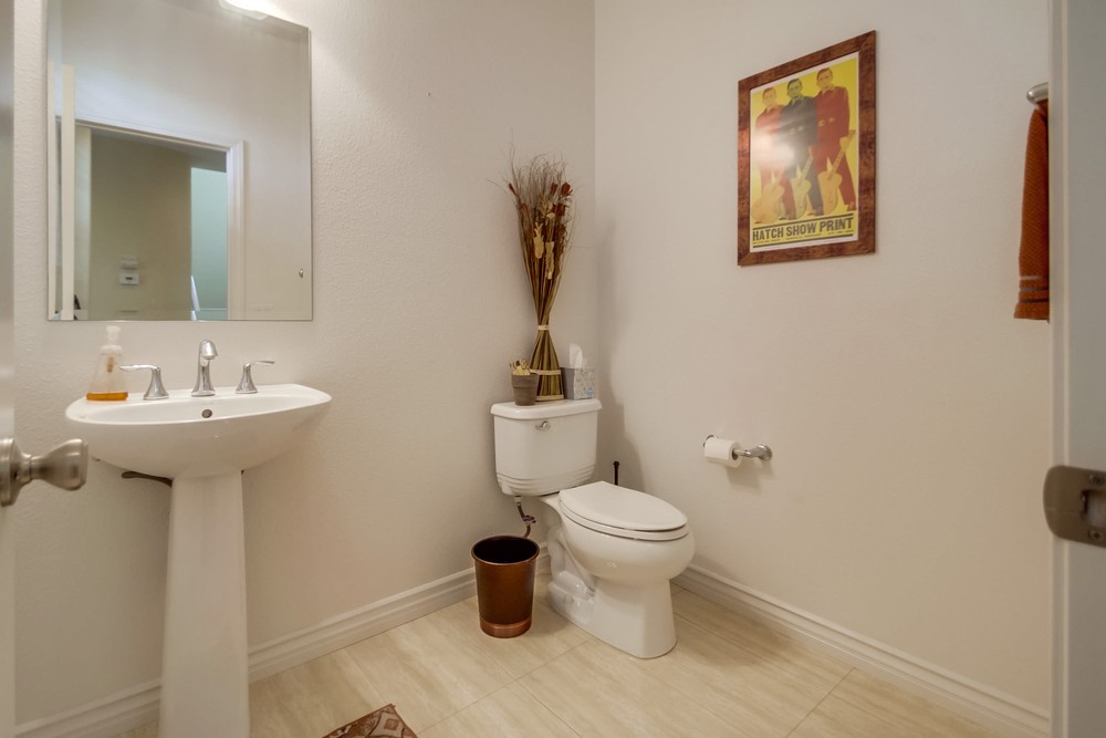 Virtual tour photo 37 of 47 for 8493 Kern Crescent