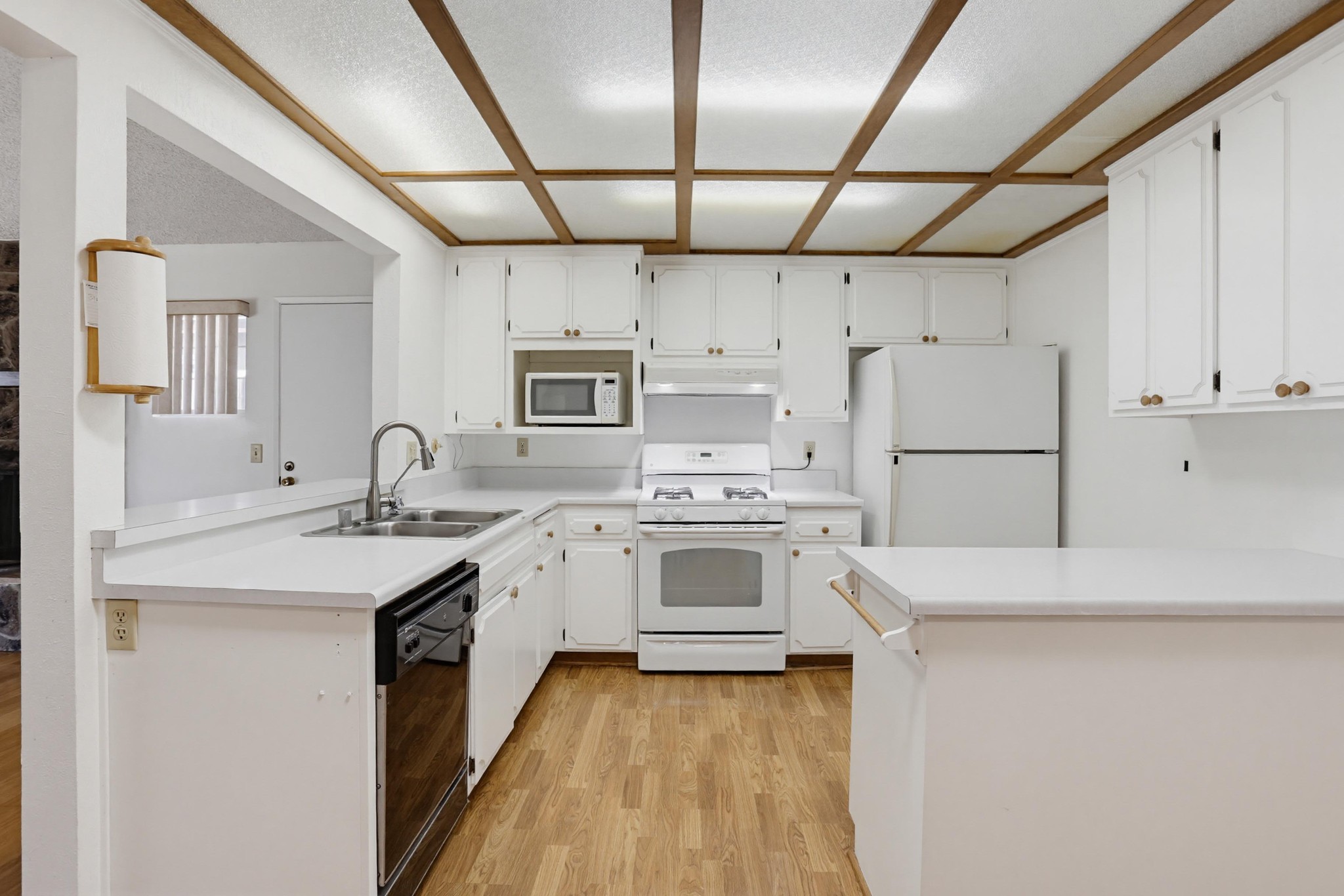 Virtual tour photo 12 of 34 for 8495 Flanders Dr