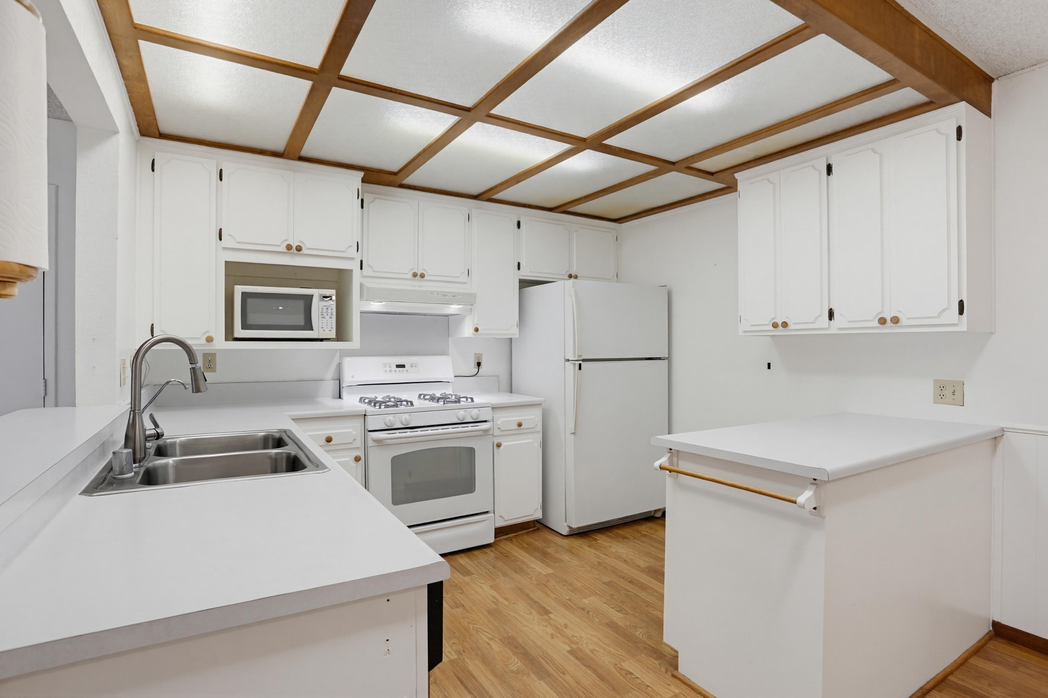 Virtual tour photo 13 of 34 for 8495 Flanders Dr