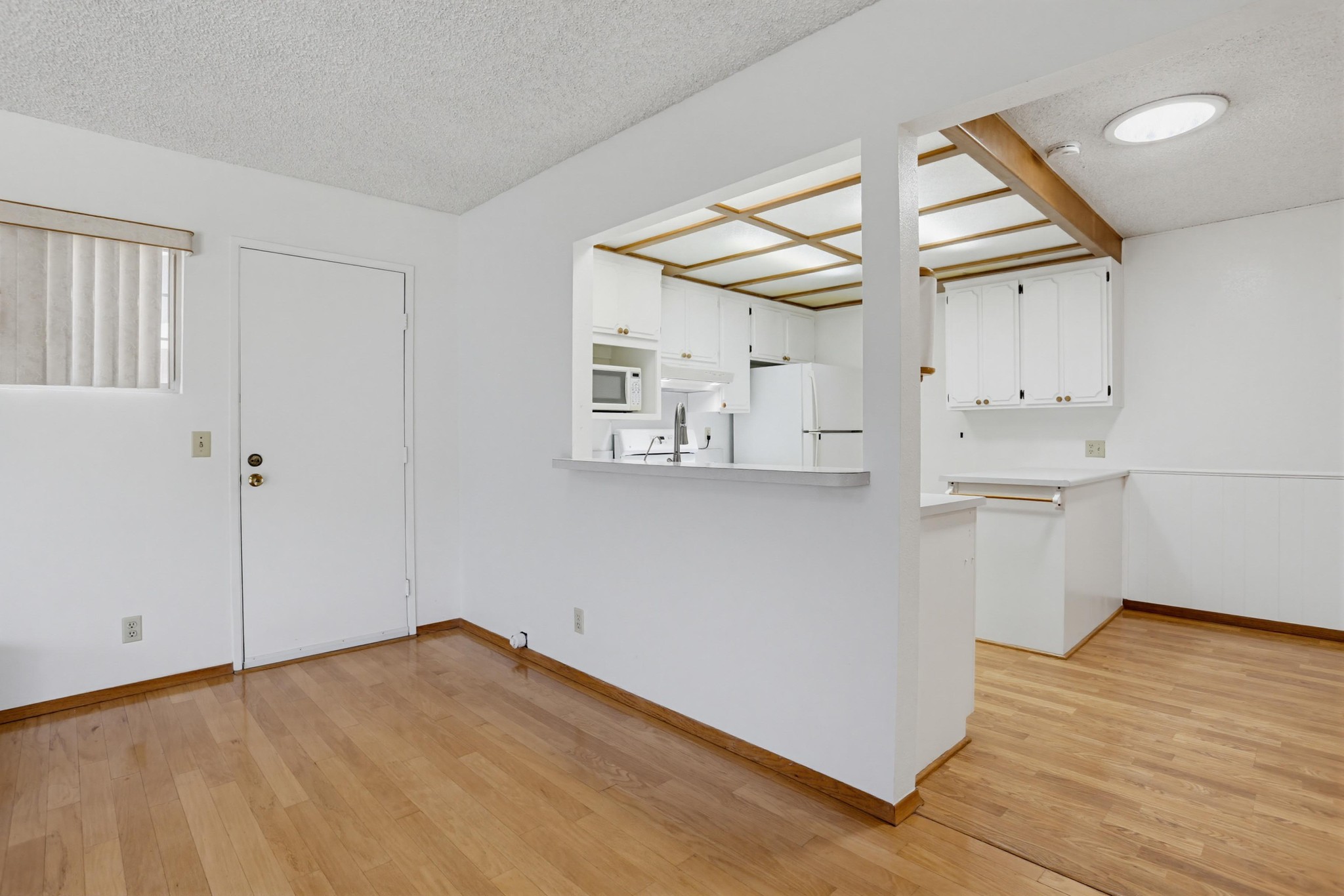 Virtual tour photo 15 of 34 for 8495 Flanders Dr