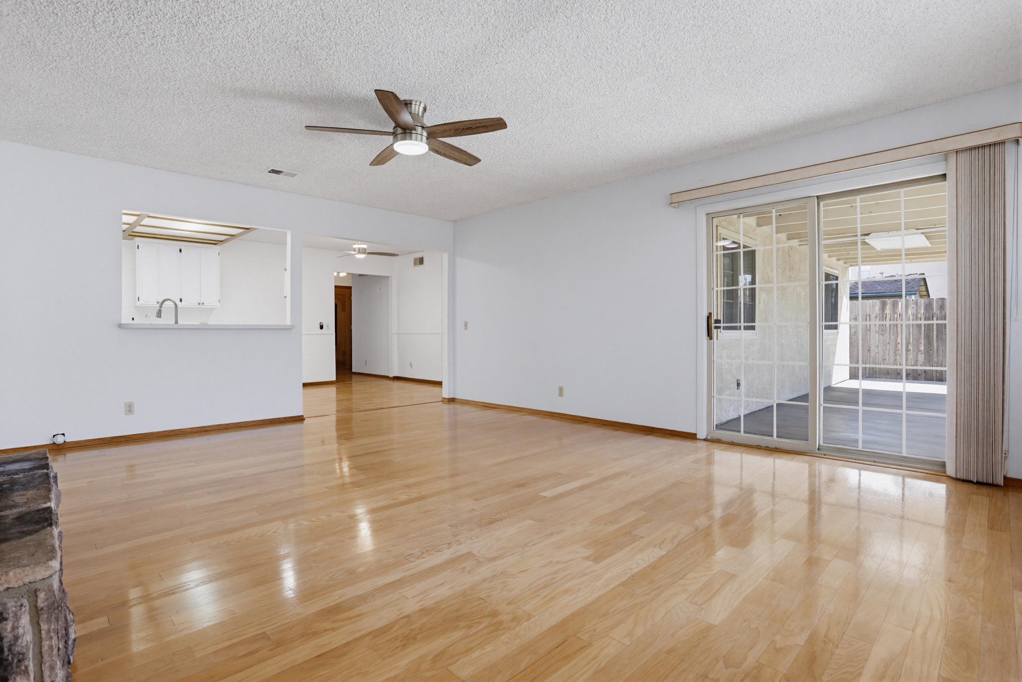 Virtual tour photo 18 of 34 for 8495 Flanders Dr