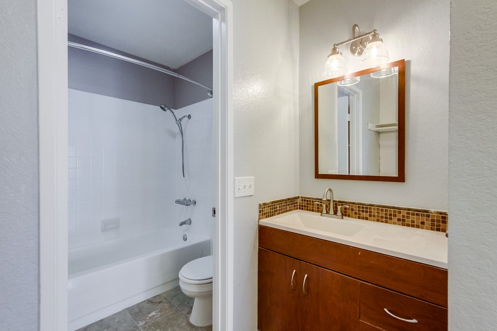 Virtual tour photo 17 of 27 for 8496 New Salem St #50