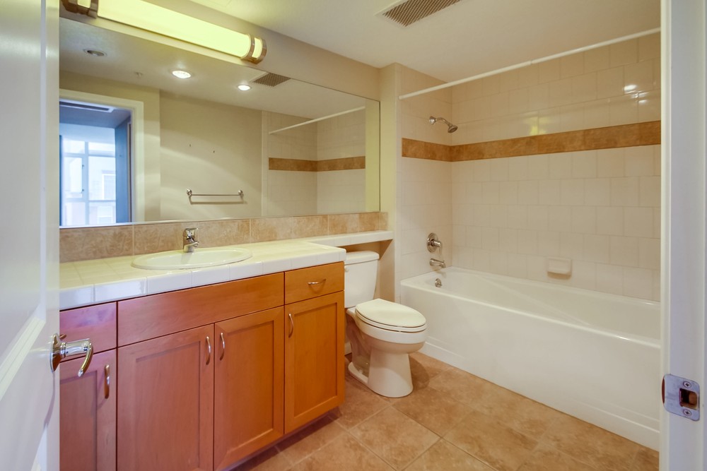 Virtual tour photo 27 of 40 for 850 Beech St #616