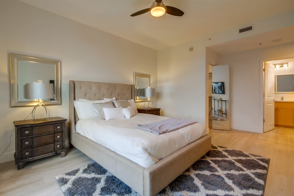 Virtual tour photo 32 of 64 for 850 Beech St #714