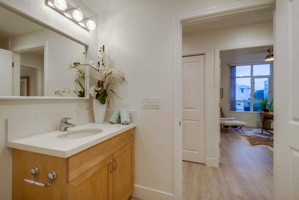 Virtual tour photo 42 of 64 for 850 Beech St #714