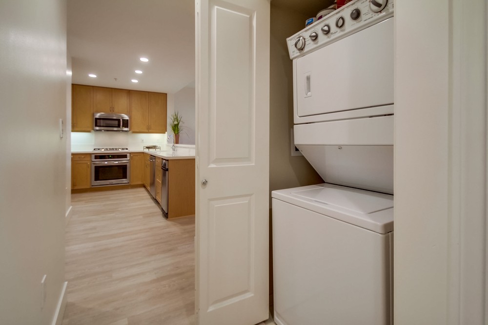 Virtual tour photo 43 of 64 for 850 Beech St #714