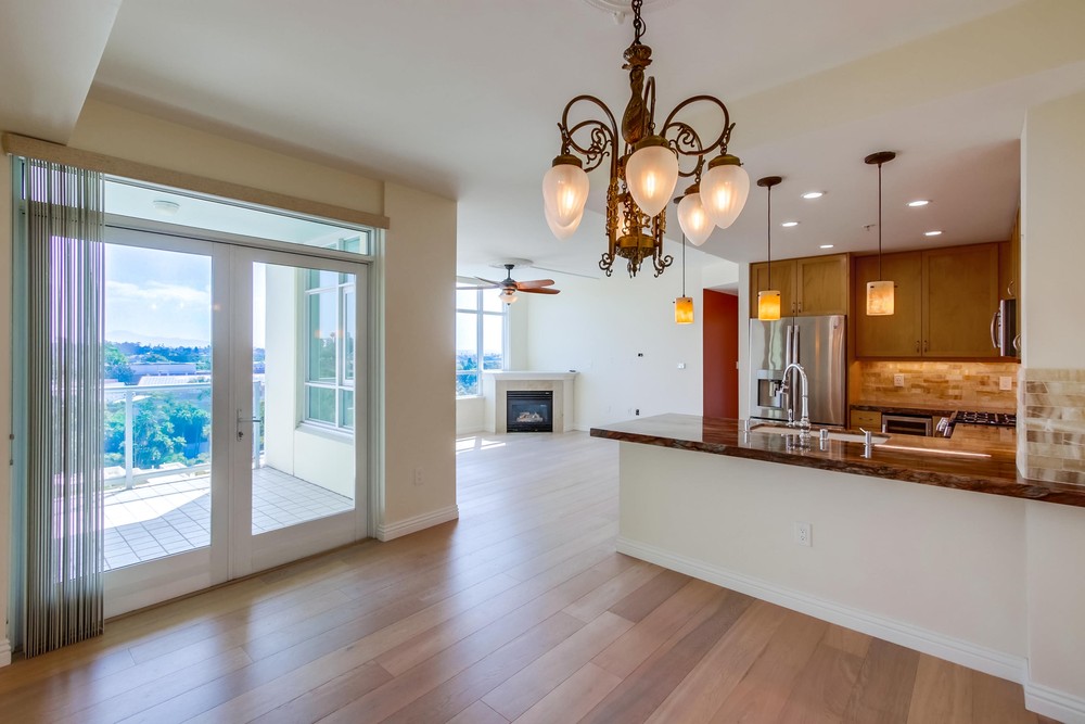 Virtual tour photo 5 of 33 for 850 Beech St