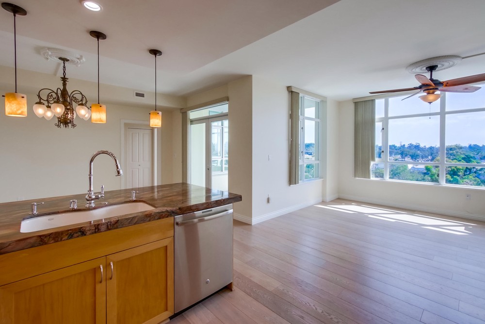 Virtual tour photo 14 of 33 for 850 Beech St