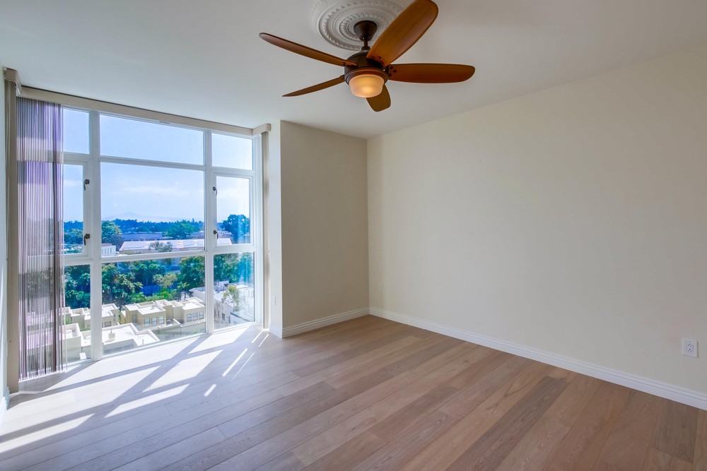 Virtual tour photo 17 of 33 for 850 Beech St