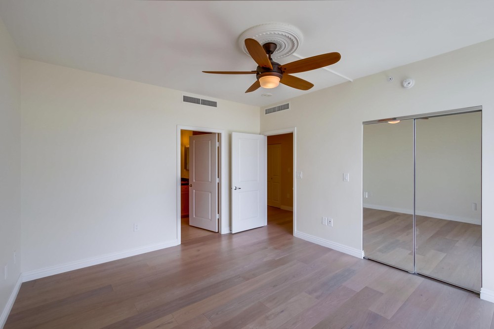 Virtual tour photo 19 of 33 for 850 Beech St