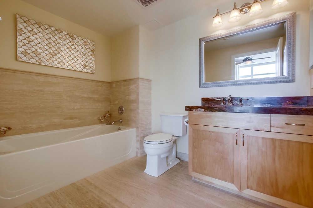 Virtual tour photo 21 of 33 for 850 Beech St