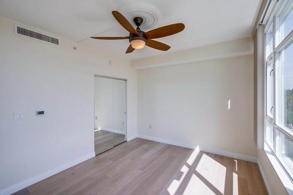 Virtual tour photo 27 of 33 for 850 Beech St