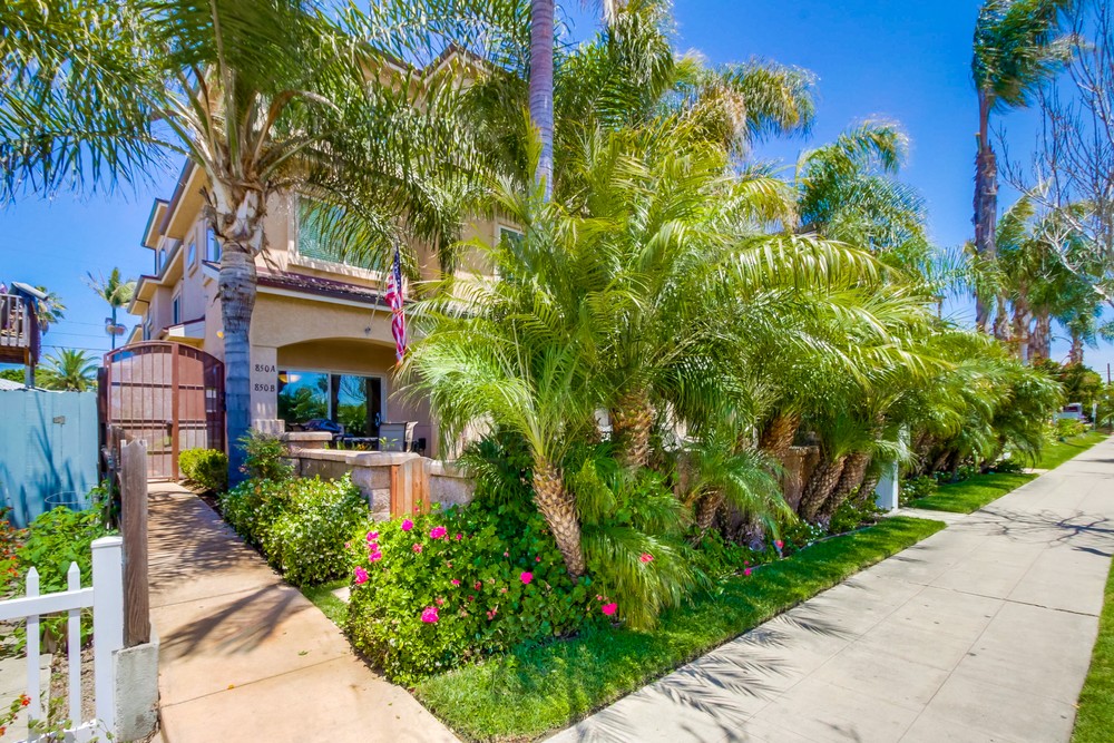 Virtual tour photo 3 of 49 for 850 Felspar St