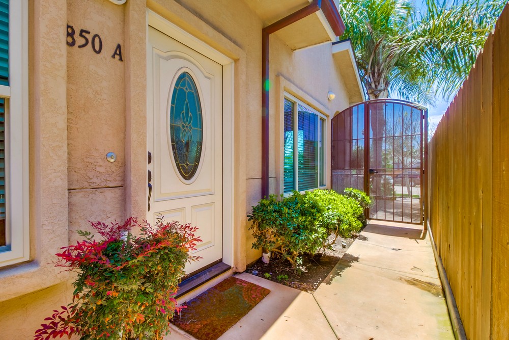 Virtual tour photo 6 of 49 for 850 Felspar St