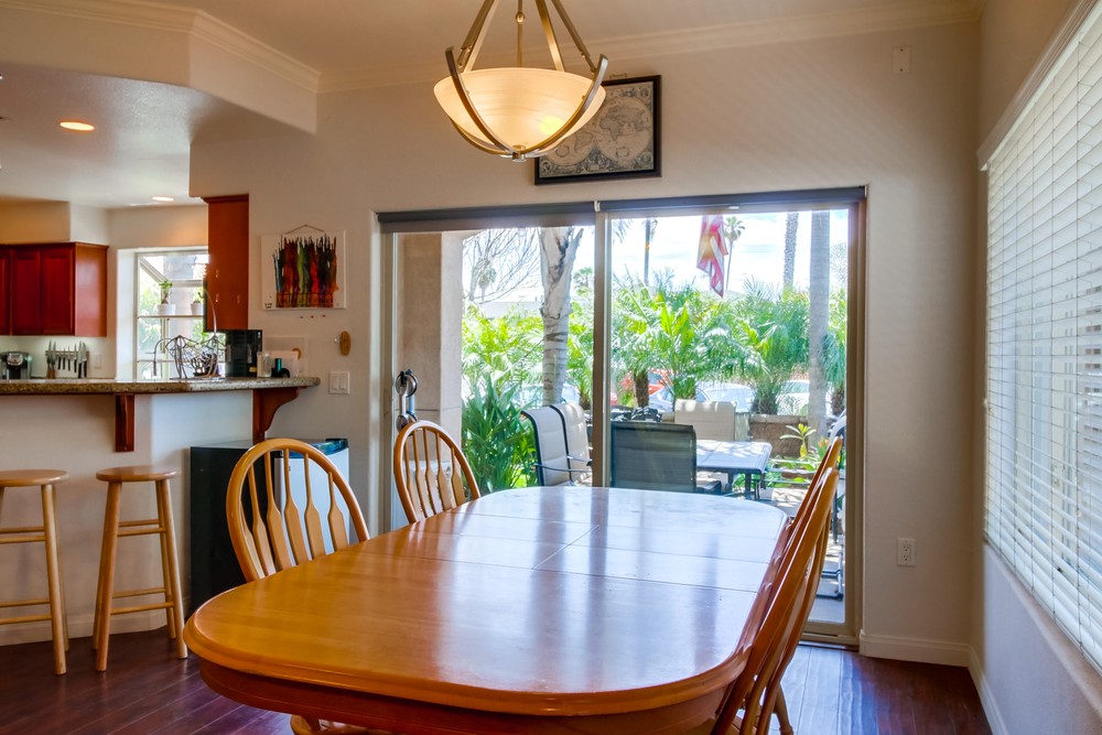 Virtual tour photo 10 of 49 for 850 Felspar St