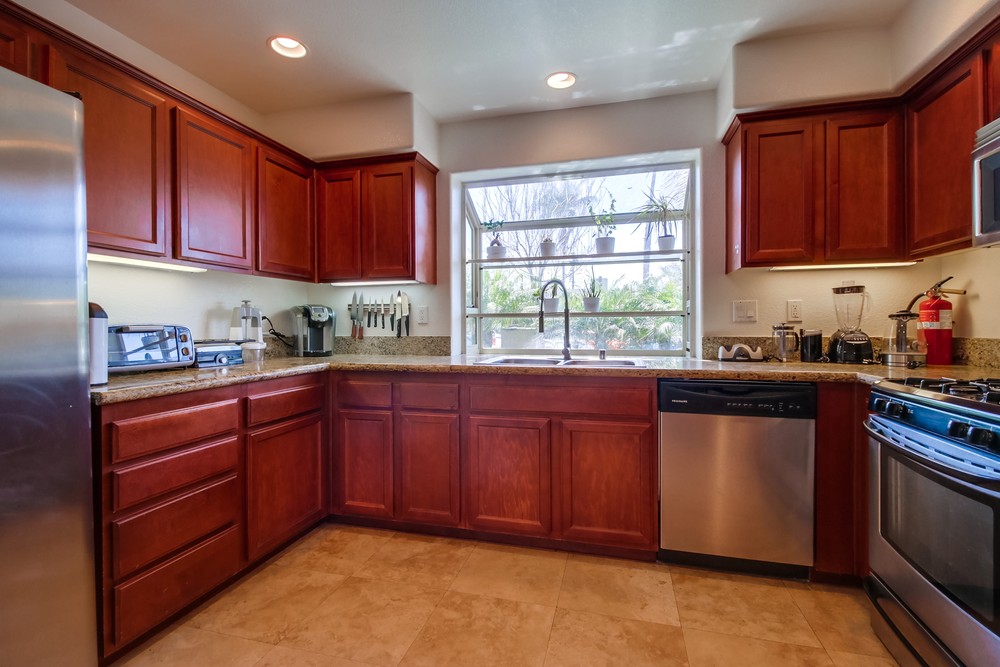 Virtual tour photo 14 of 49 for 850 Felspar St
